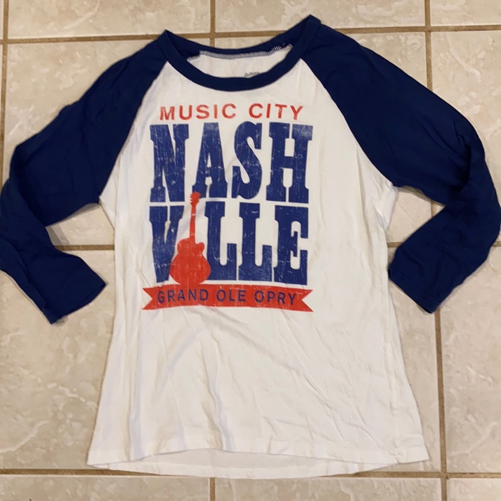 Music City Nashville t-shirt size M